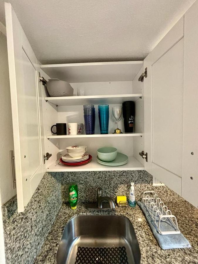 Nice 2 Twin Bedroom - Best Central Location In Miami - Luggage Storage, Parking And Laundry For Free!!!! 외부 사진